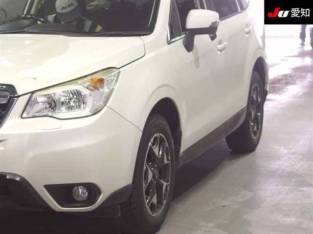 SUBARU FORESTER 2014