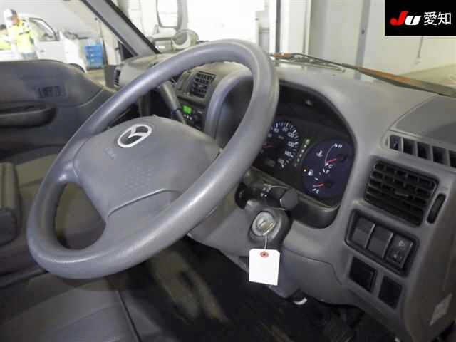 MAZDA BONGO VAN 2008