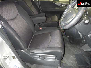 NISSAN SERENA 2011