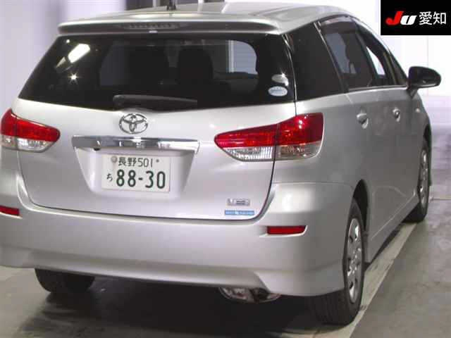 TOYOTA WISH 2011