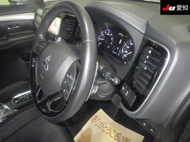 MITSUBISHI OUTLANDER 2017