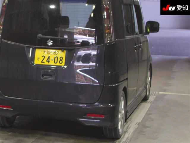 SUZUKI PALETTE 2010