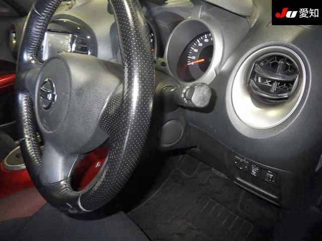 NISSAN JUKE 2010