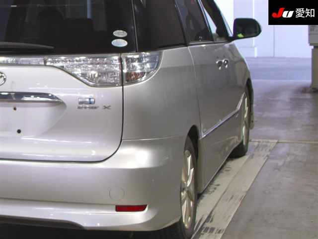 TOYOTA ESTIMA HYBRID 2010