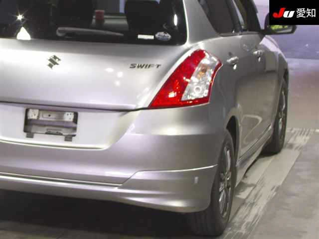 SUZUKI SWIFT 2012