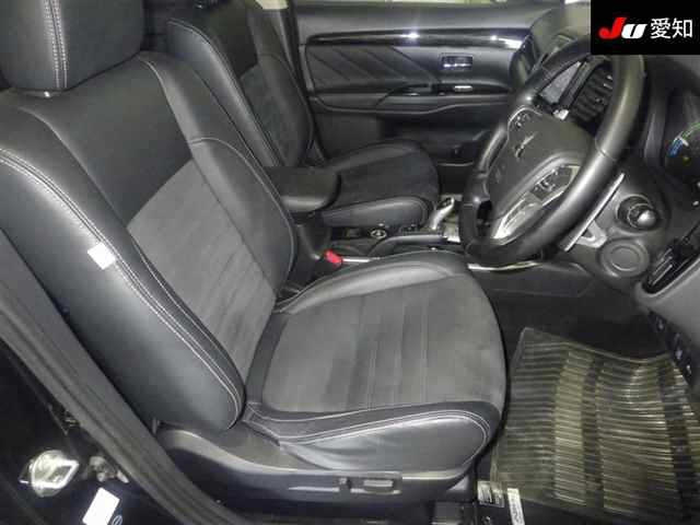 MITSUBISHI OUTLANDER PHEV 2015