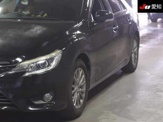 TOYOTA MARK X 2015