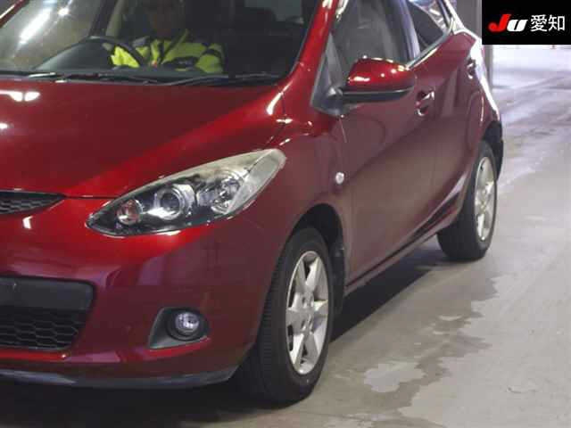 MAZDA DEMIO 2010
