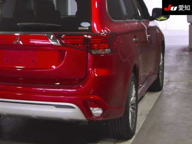 MITSUBISHI OUTLANDER PHEV 2019