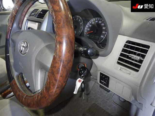 TOYOTA COROLLA AXIO 2008