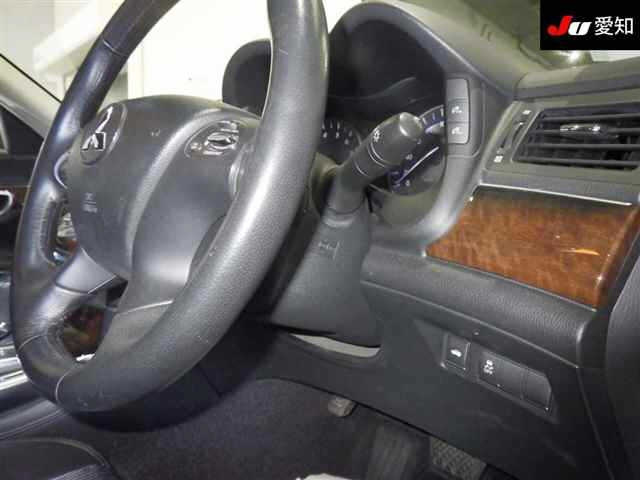 MITSUBISHI PROUDIA 2012
