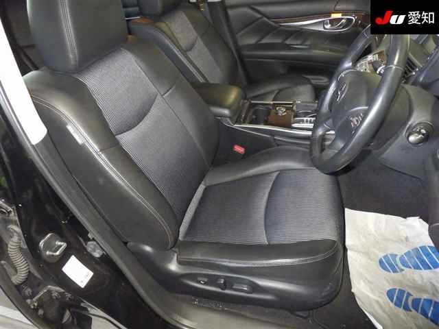 MITSUBISHI PROUDIA 2012