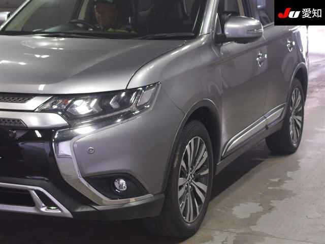 MITSUBISHI OUTLANDER 2019