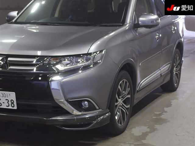 MITSUBISHI OUTLANDER 2017