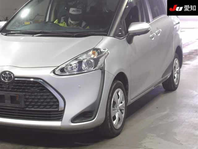 TOYOTA SIENTA 2018
