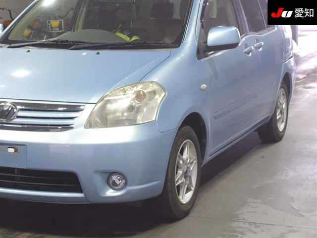 TOYOTA RAUM 2008