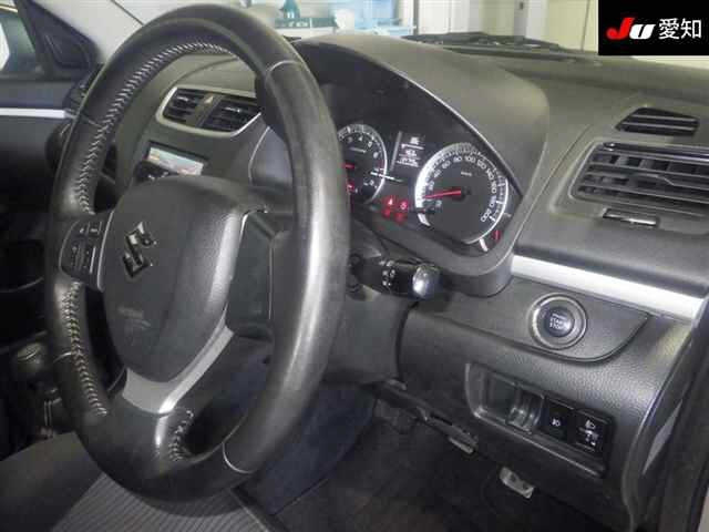 SUZUKI SWIFT 2012