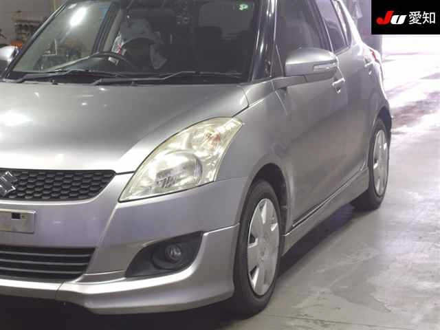 SUZUKI SWIFT 2012