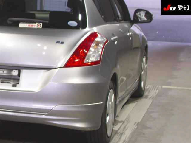 SUZUKI SWIFT 2012