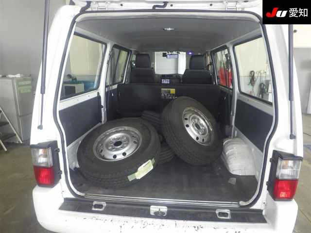 MAZDA BONGO VAN 2017