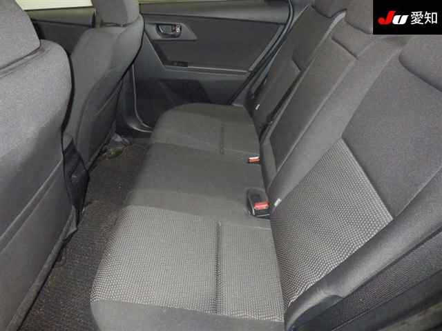TOYOTA AURIS 2012