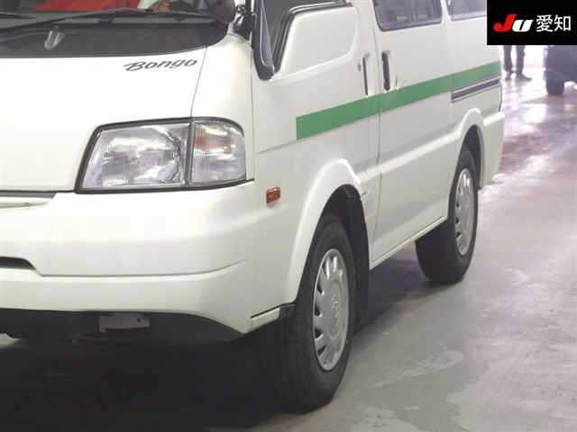 MAZDA BONGO VAN 2017
