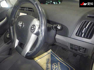 TOYOTA PRIUS 2011
