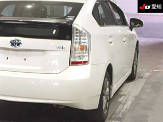 TOYOTA PRIUS 2011