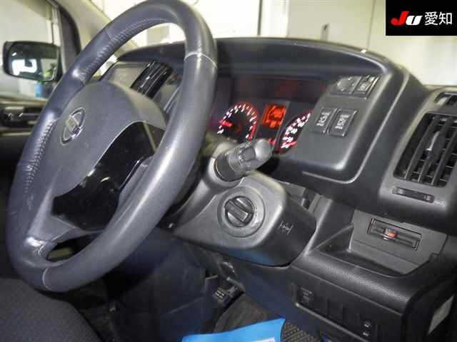 NISSAN SERENA 2008
