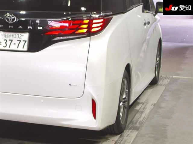 TOYOTA ALPHARD 2024
