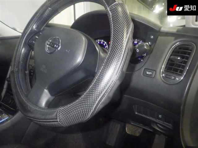 NISSAN SKYLINE CROSSOVER 2009