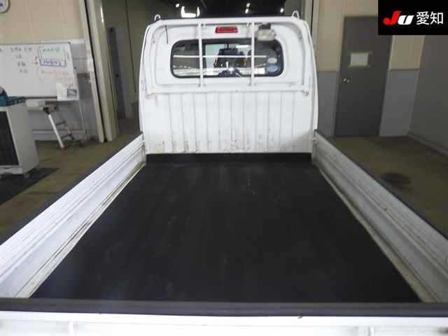 NISSAN CLIPPER TRUCK 2009