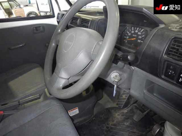 NISSAN CLIPPER TRUCK 2009