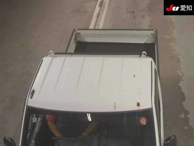 NISSAN CLIPPER TRUCK 2009