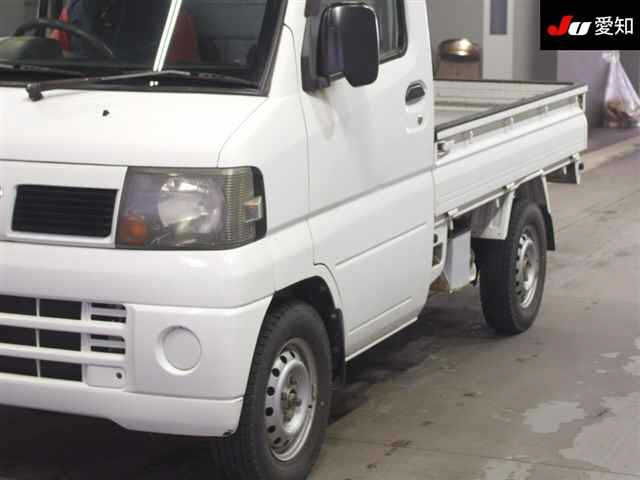 NISSAN CLIPPER TRUCK 2009