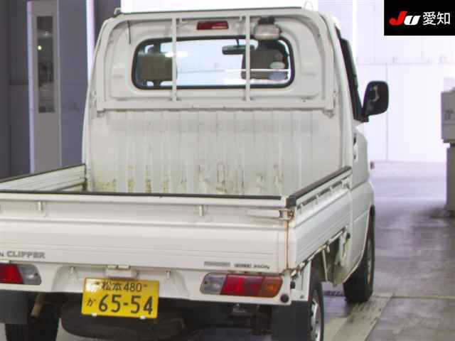 NISSAN CLIPPER TRUCK 2009