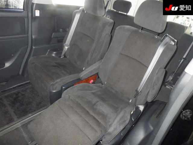 TOYOTA VELLFIRE 2009