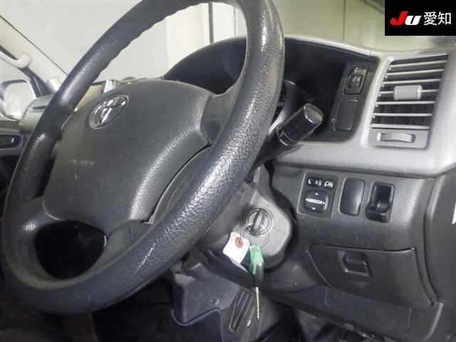 TOYOTA REGIUS ACE VAN 2012