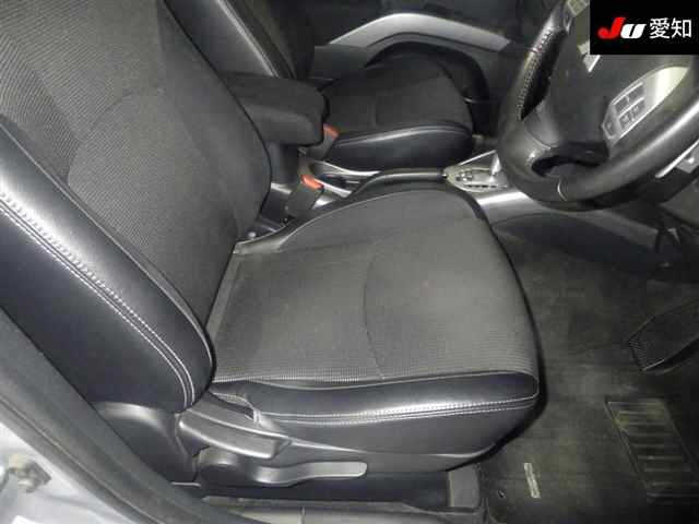 MITSUBISHI OUTLANDER 2012