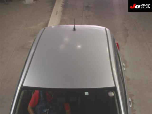 NISSAN TIIDA 2012