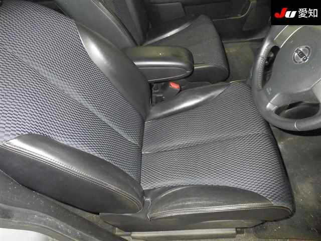 NISSAN TIIDA 2012