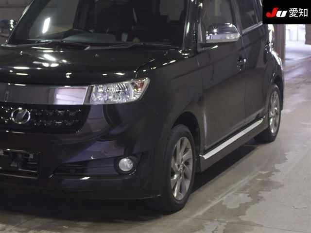 TOYOTA BB 2016