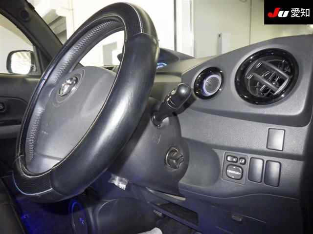 TOYOTA BB 2016