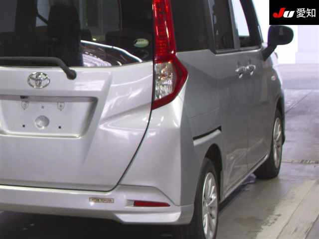 TOYOTA ROOMY 2018