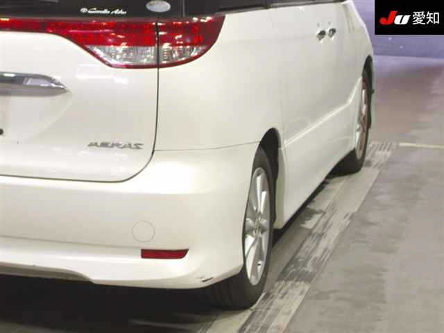 TOYOTA ESTIMA 2010