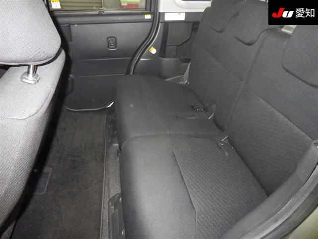 TOYOTA ROOMY 2018