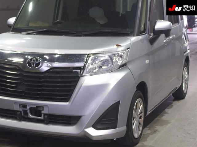 TOYOTA ROOMY 2018