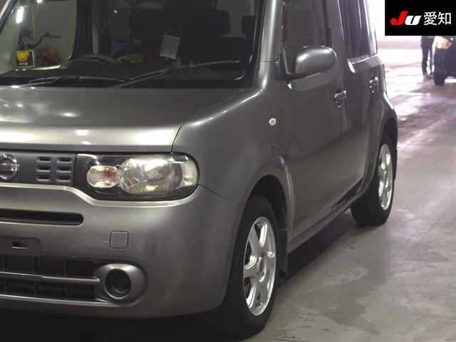 NISSAN CUBE 2010