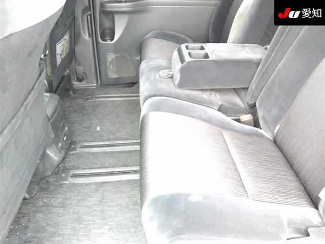 TOYOTA VELLFIRE 2008