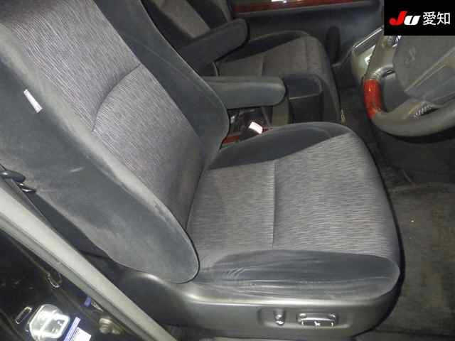 TOYOTA ALPHARD 2010